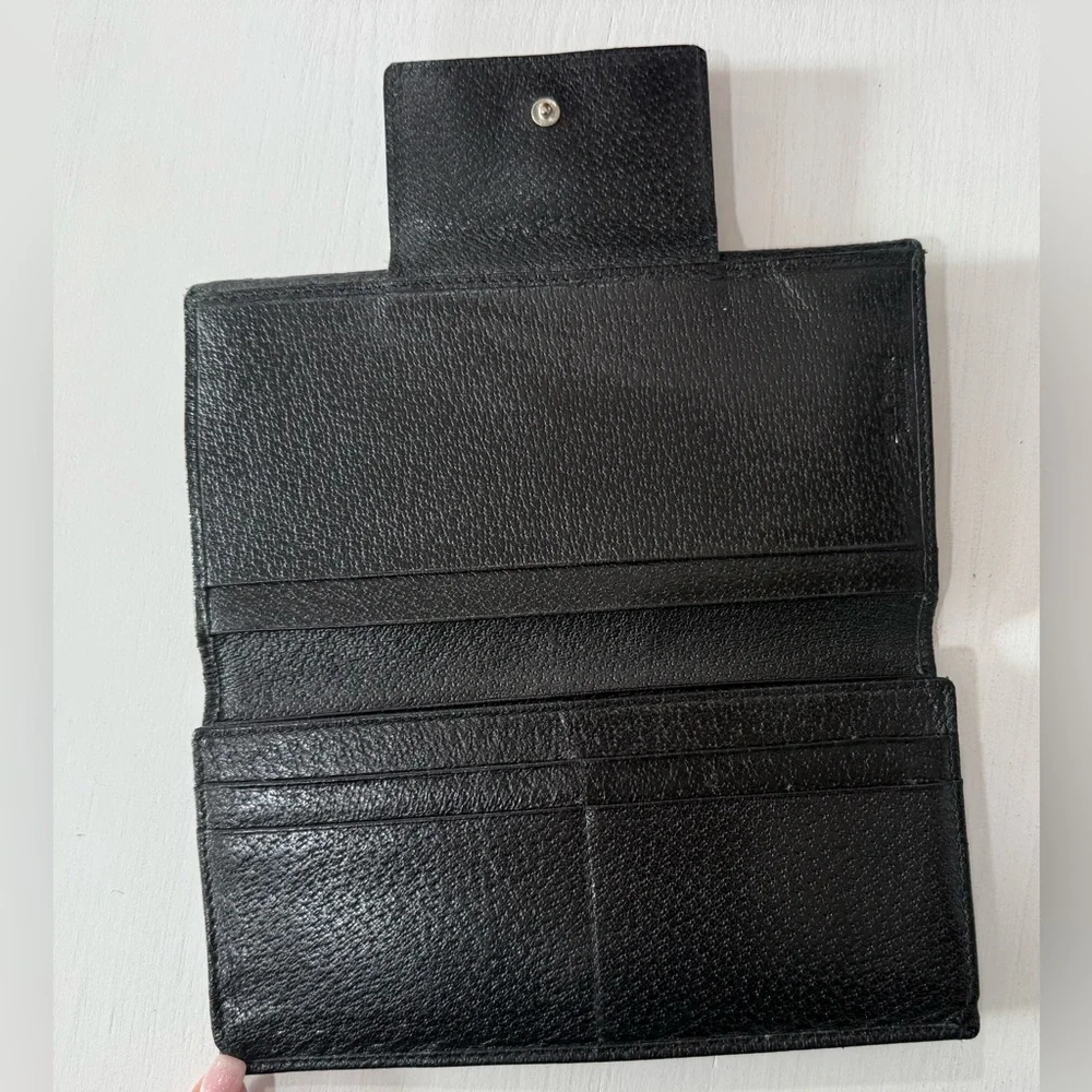 BVLGARI Black Leather Trifold Wallet Organizer Snap Closure